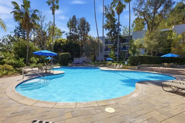 $3,400 | 3604 West Estates Lane, Unit 201, Rolling Hills Estates, CA 90274