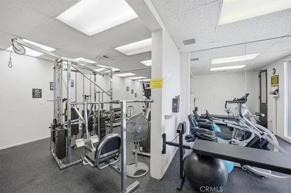 $3,400 | 3604 West Estates Lane, Unit 201, Rolling Hills Estates, CA 90274