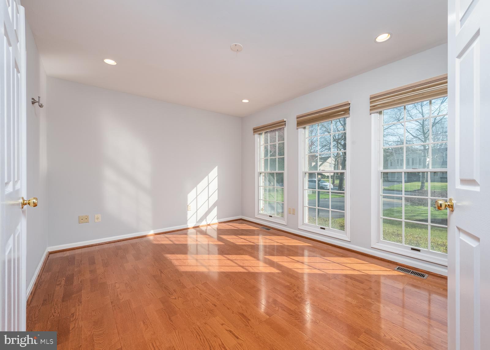 8140 Crest Road Laurel, MD 20723 - Photo 14 of 33 Gallery Image 14
