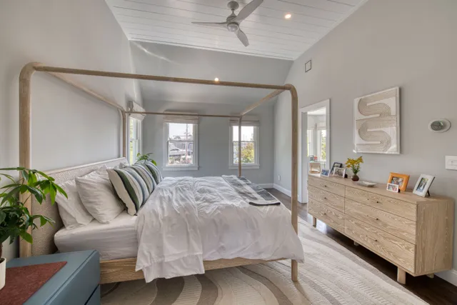 $2,350,000 | 980 Manhasset Avenue, Greenport, NY 11944