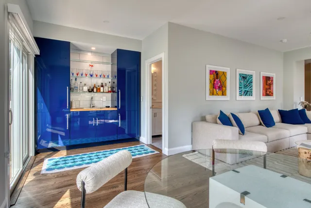 $2,350,000 | 980 Manhasset Avenue, Greenport, NY 11944