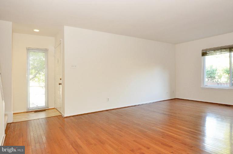 3118 Berry Road Northeast, Unit 22 Washington, DC 20018 - Photo 7 of 22 Living Room #3