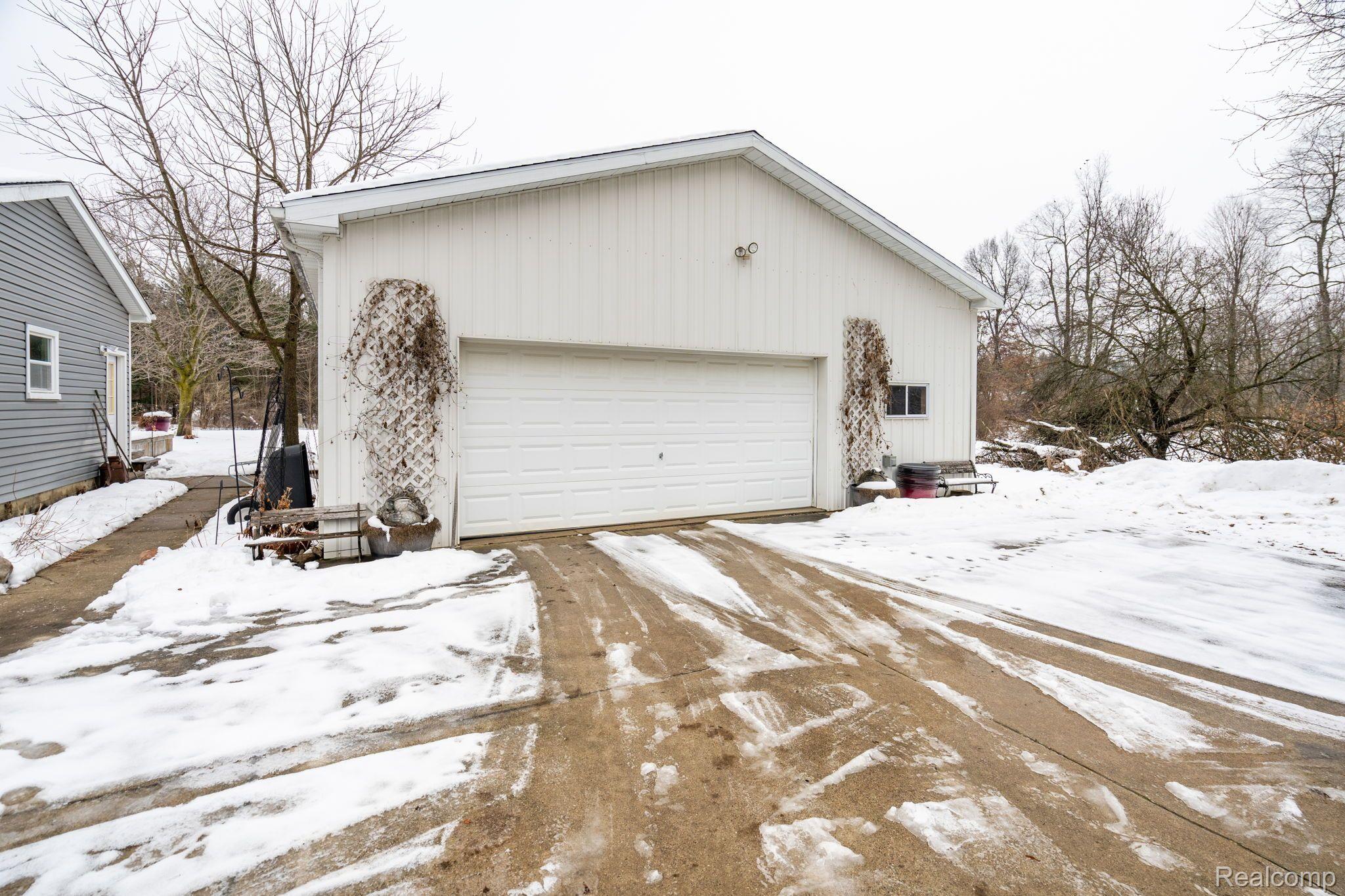 4081 Calkins Road Dryden, MI 48428 - Photo 27 of 44 Gallery Image 27