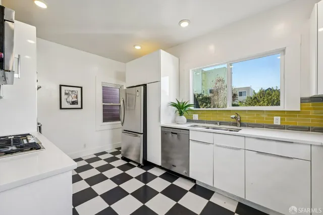 $949,000 | 178 Allison Street, San Francisco, CA 94112