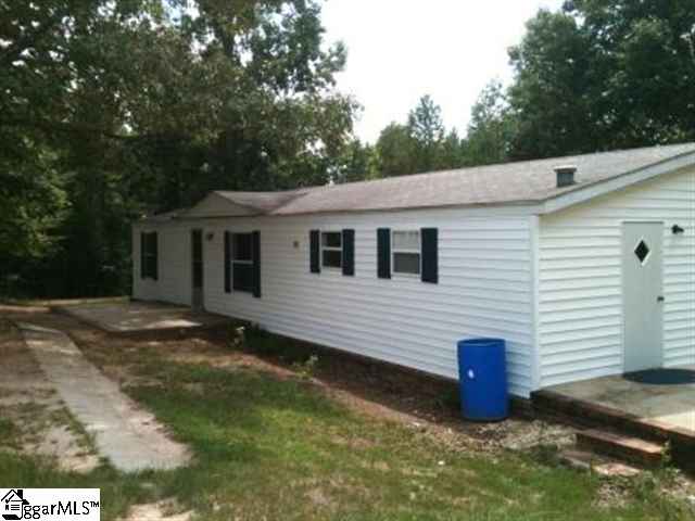 450 Rolling Hills Road Gray Court, SC 29645 - Photo 3 of 8