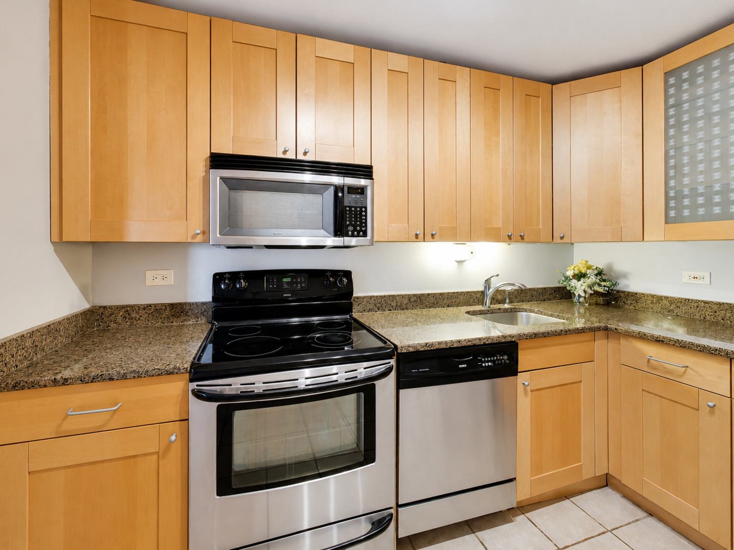 655 West Irving Park Road, Unit 5411 Chicago, IL 60613 - Photo 10 of 31 Gallery Image 10
