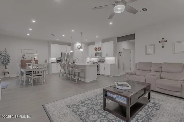 $2,950 | 217 Tower Court, St. Augustine, FL 32092