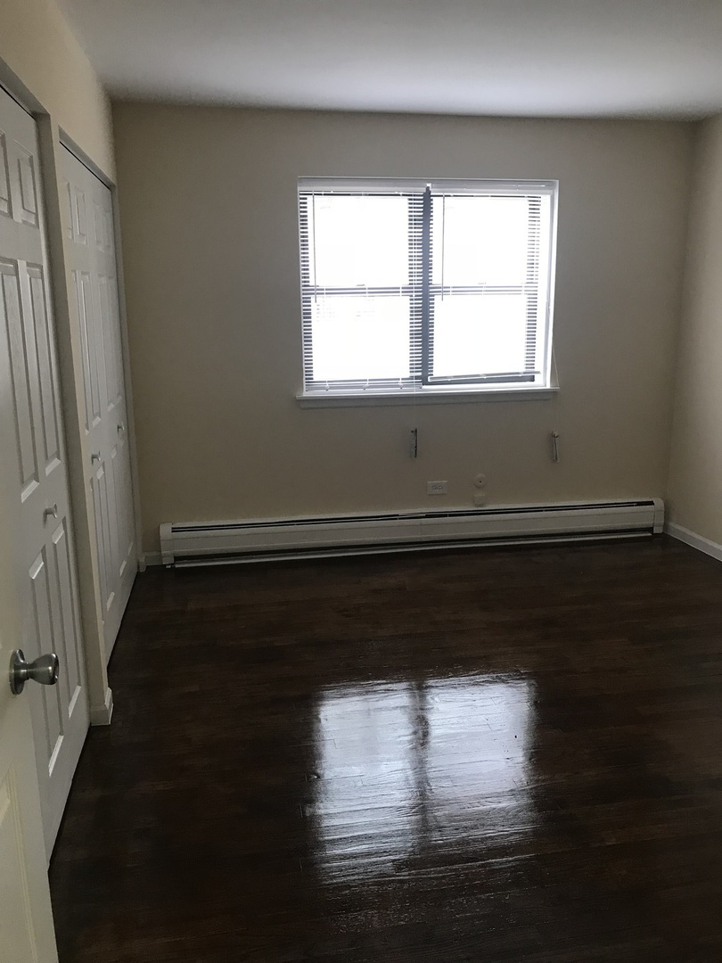 5848 North Kenmore Avenue, Unit 208 Chicago, IL 60660 - Photo 6 of 8