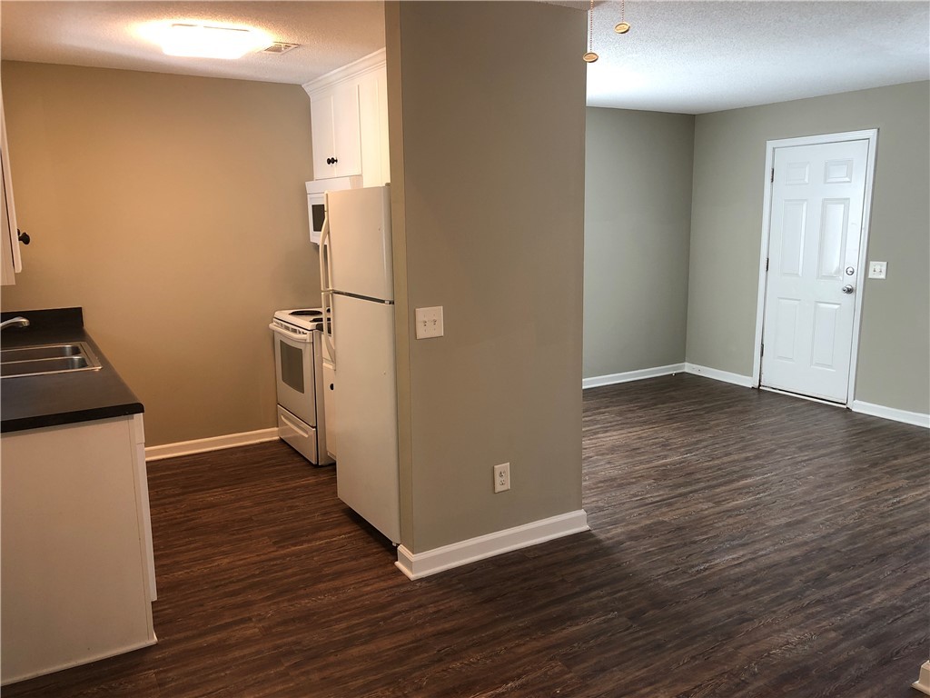110 Wyeth Lane Central, SC 29630 - Photo 11 of 25 Gallery Image 11