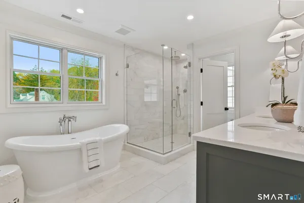 $1,899,000 | 15 Barton Road, Fairfield, CT 06824