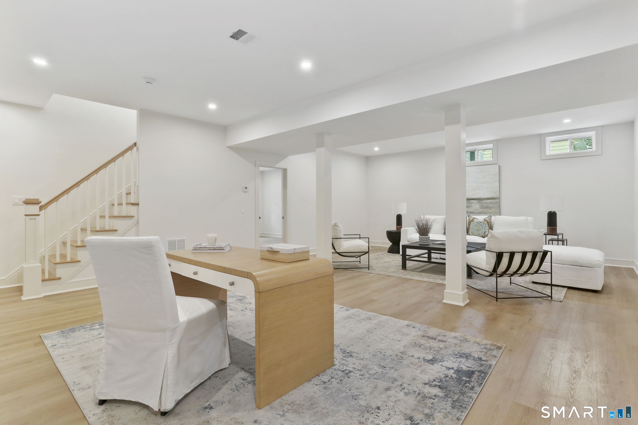 15 Barton Road Fairfield, CT 06824 - Photo 31 of 35