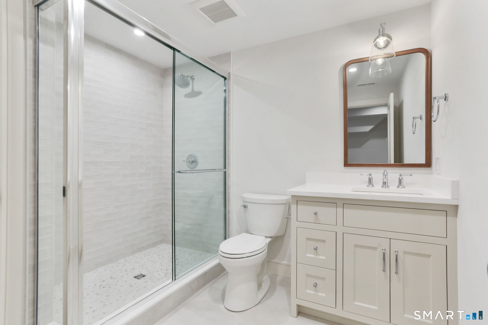 15 Barton Road Fairfield, CT 06824 - Photo 33 of 35