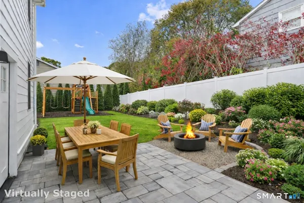 $1,899,000 | 15 Barton Road, Fairfield, CT 06824