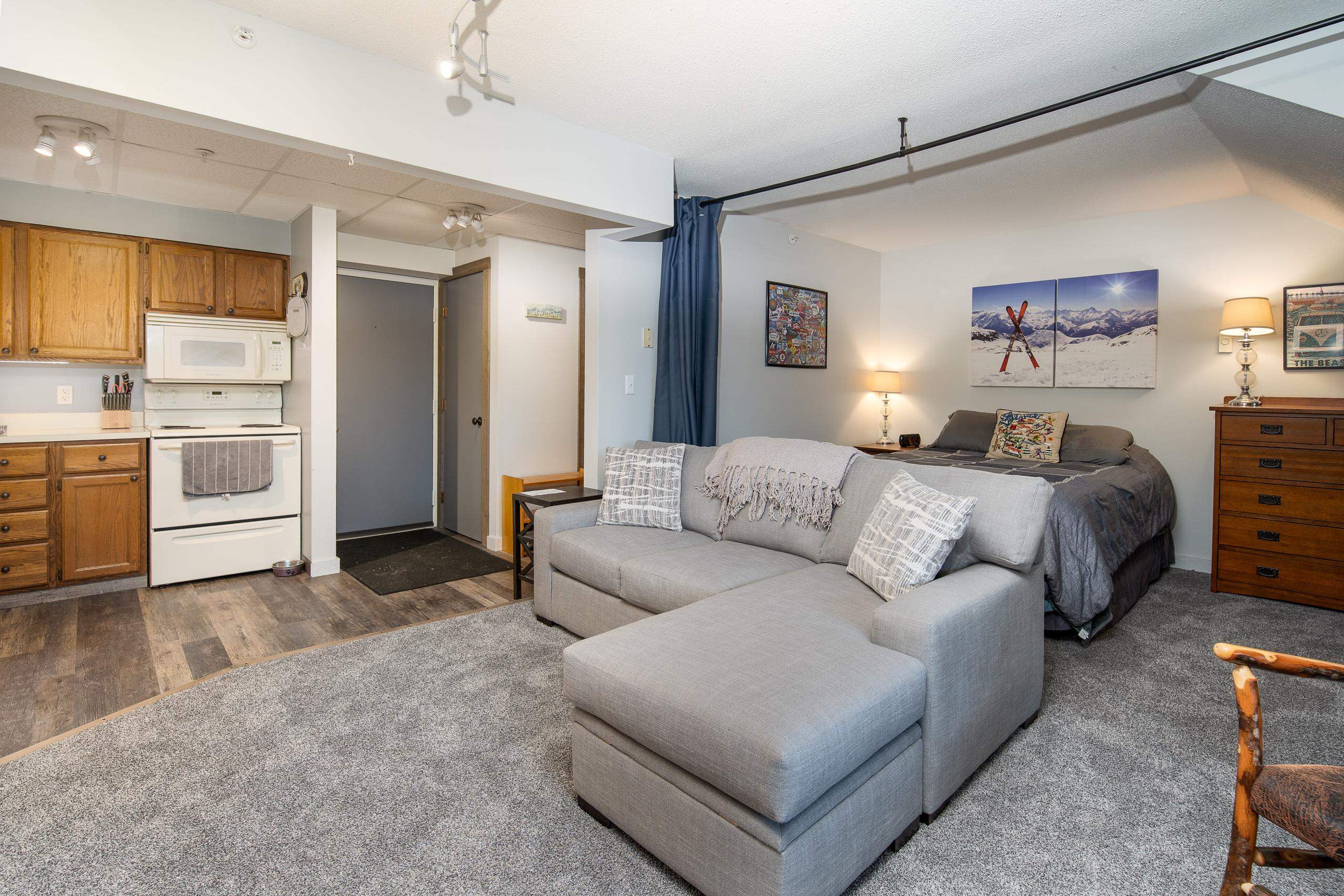 135 East Mountain Road, Unit 1F7 Killington, VT 05751 - Photo 7 of 30