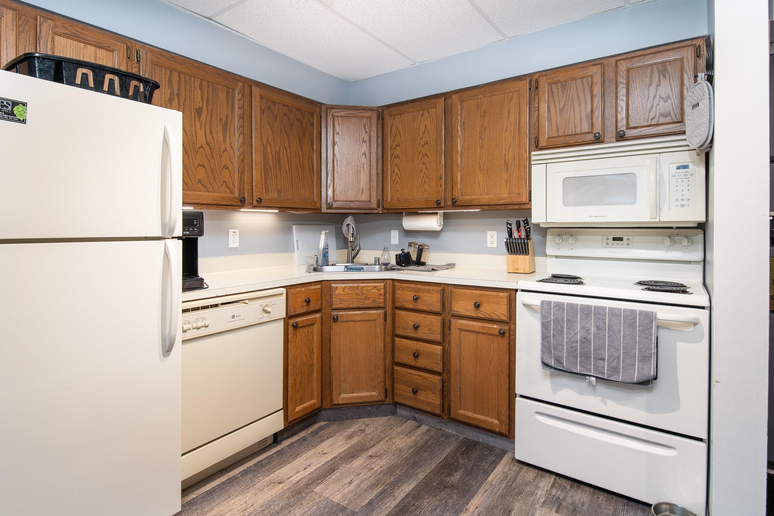 135 East Mountain Road, Unit 1F7 Killington, VT 05751 - Photo 9 of 30