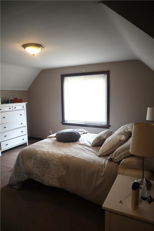 3059 Mt Troy Road Pittsburgh, PA 15212 - Photo 20 of 28 Flexible space ideal for a bedroom, guest room, or additional home office.