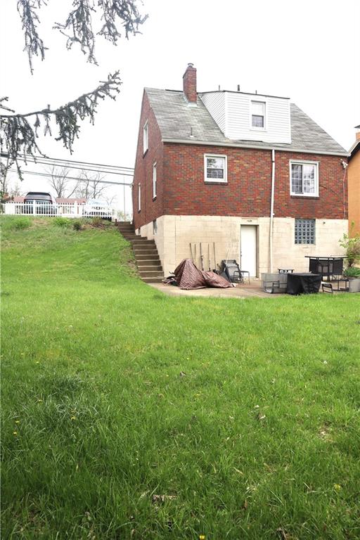 3059 Mt Troy Road Pittsburgh, PA 15212 - Photo 28 of 28 Expansive outdoor space provides flexibility for entertaining, recreation, or quiet evenings at home.