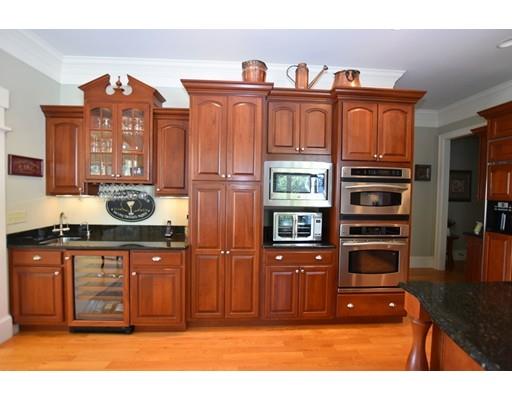 6 Noahs Way Sterling, MA 01564 - Photo 7 of 40