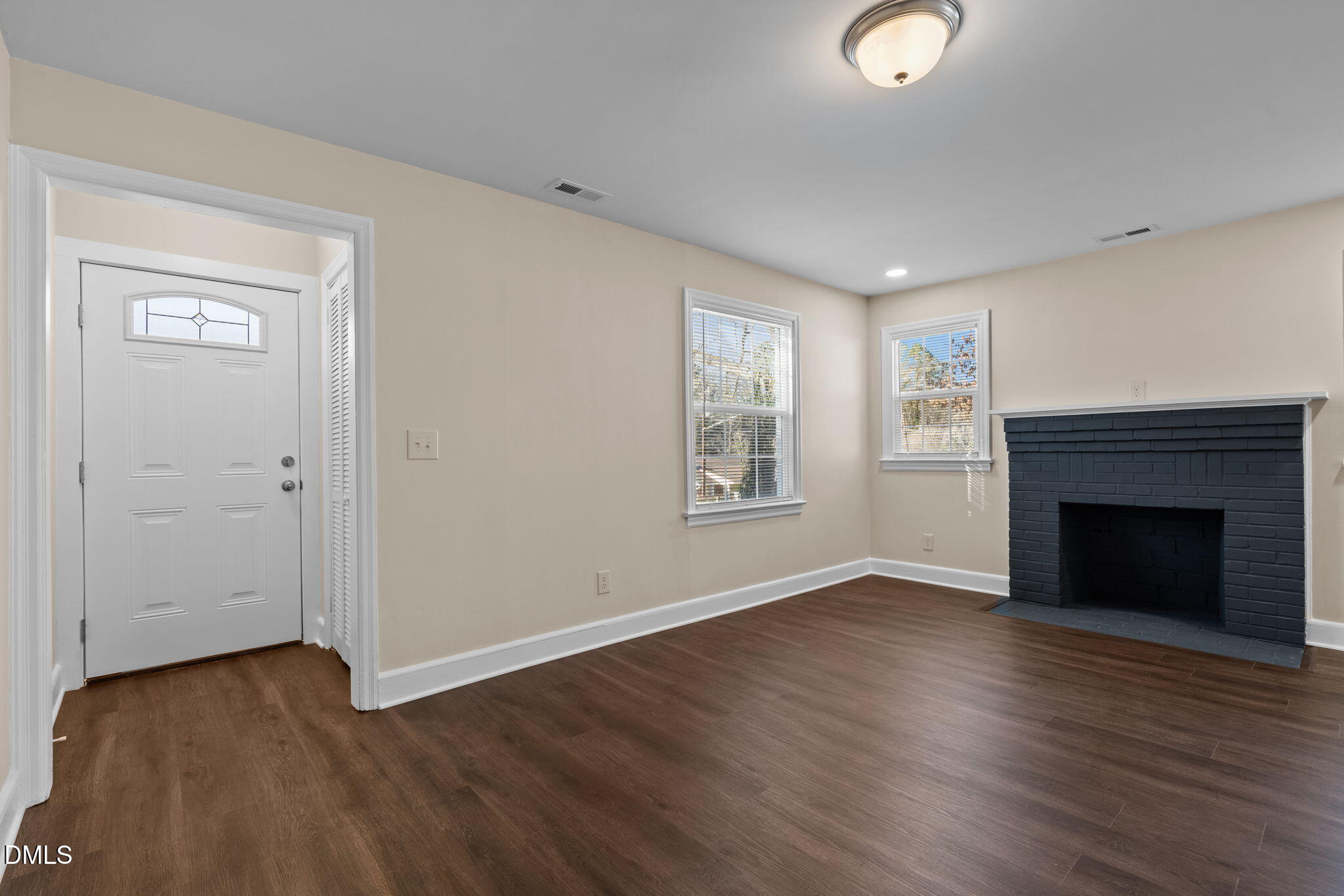 260 East Elm Street Robbins, NC 27325 - Photo 5 of 39 8-web-or-mls-DSC05371