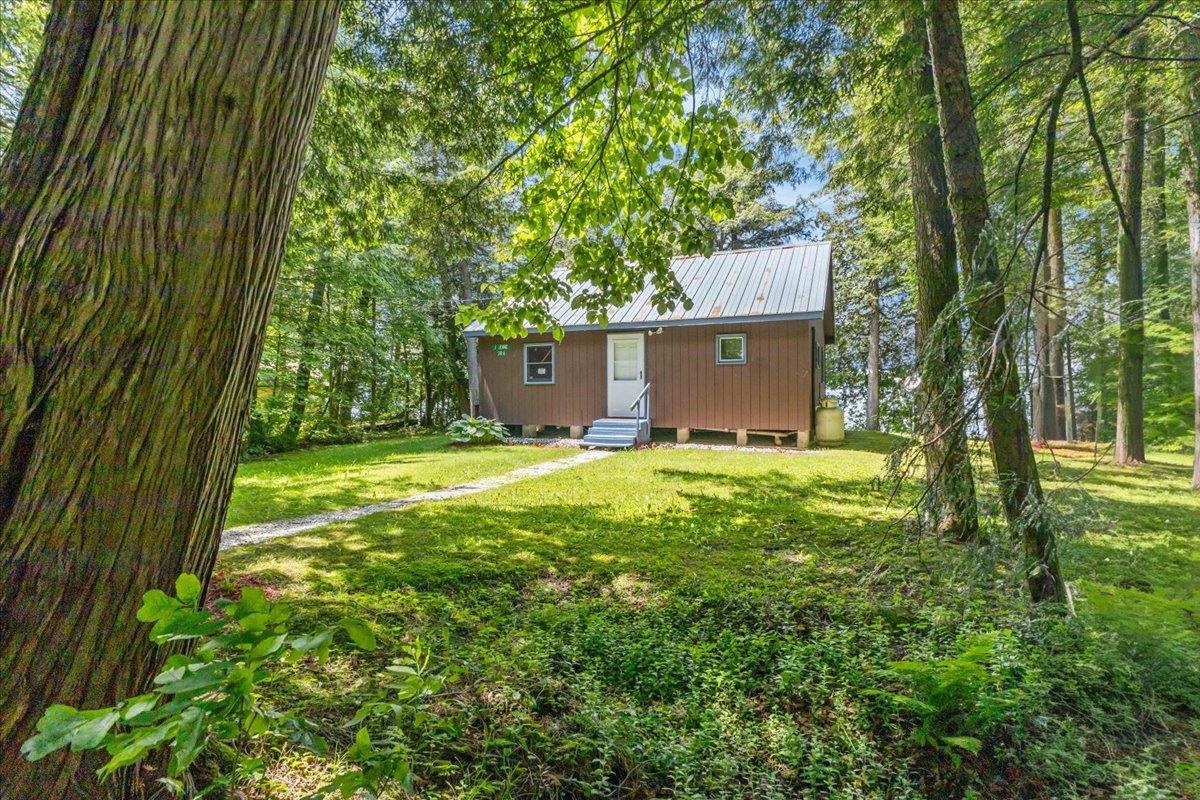 306 Hammond Shore Road Franklin, VT 05457 - Photo 3 of 57