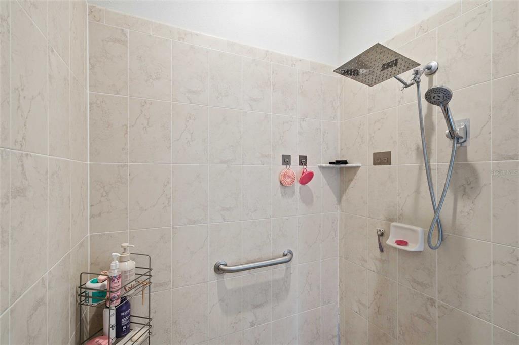 5580 South Kline Terrace Inverness, FL 34452 - Photo 43 of 55 a bathroom with a shower