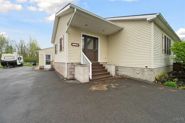 $269,900 | 120 Getmac Avenue, Lenox, NY 13032