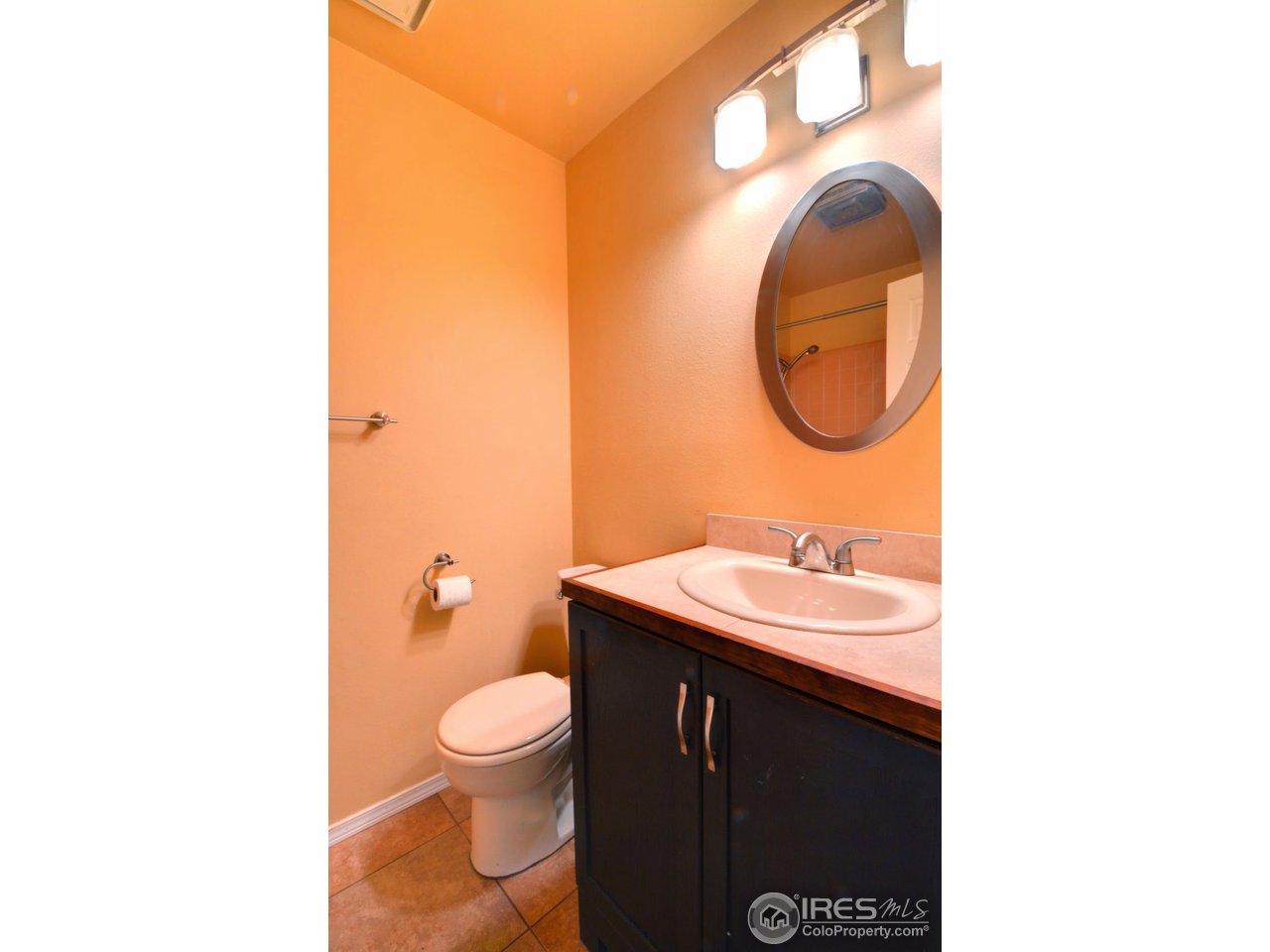 1400 Wildwood Road Fort Collins, CO 80521 - Photo 10 of 25 Main floor bathroom