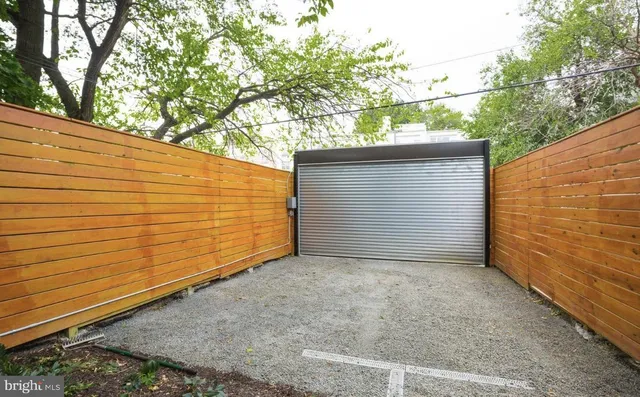 a house view with a outdoor space