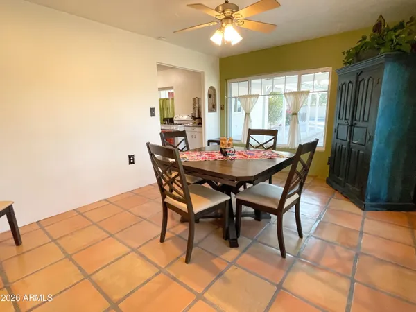 $1,895 | 2107 East Monte Vista Road, Phoenix, AZ 85006