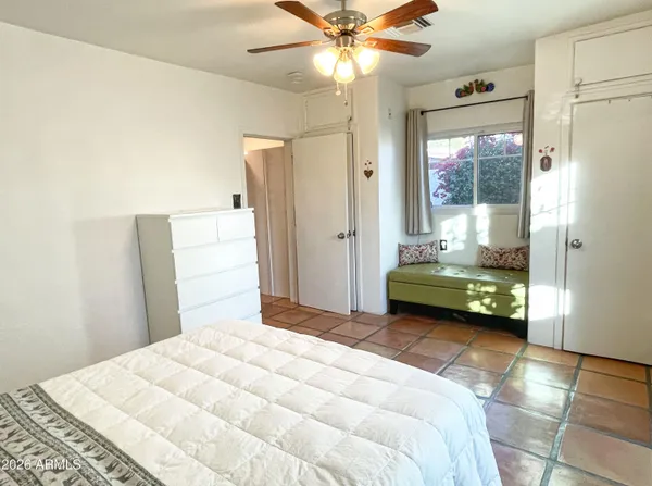 $1,895 | 2107 East Monte Vista Road, Phoenix, AZ 85006