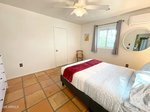 $1,895 | 2107 East Monte Vista Road, Phoenix, AZ 85006