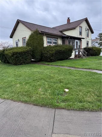 $129,000 | 9604 Cayuga Drive, Niagara Falls, NY 14304