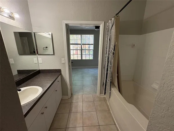 $1,650 | 6408 Raleigh Street, Unit 2402, Orlando, FL 32835