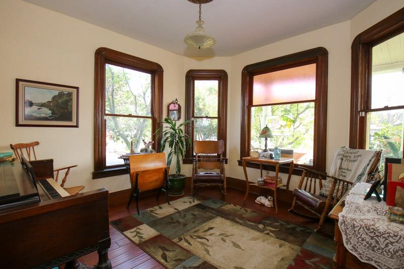 857 E Street Reedley, CA 93654 - Photo 16 of 77