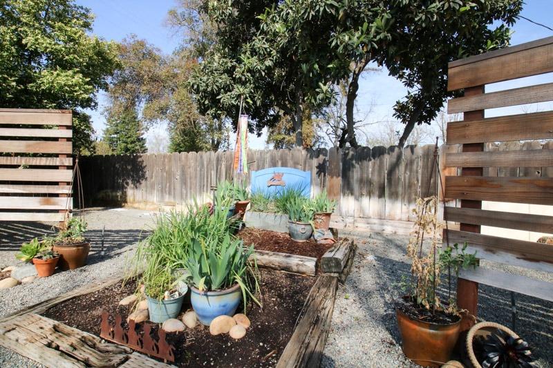 857 E Street Reedley, CA 93654 - Photo 70 of 77