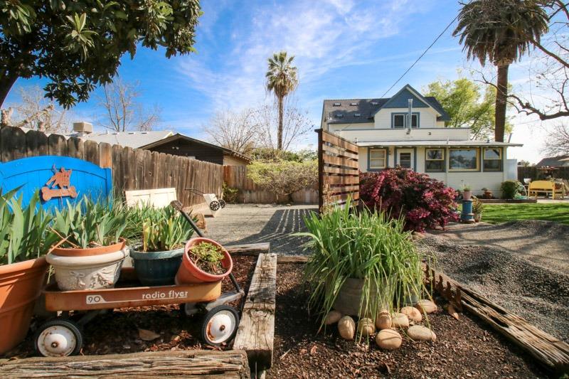 857 E Street Reedley, CA 93654 - Photo 72 of 77