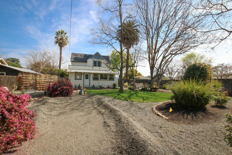 857 E Street Reedley, CA 93654 - Photo 74 of 77