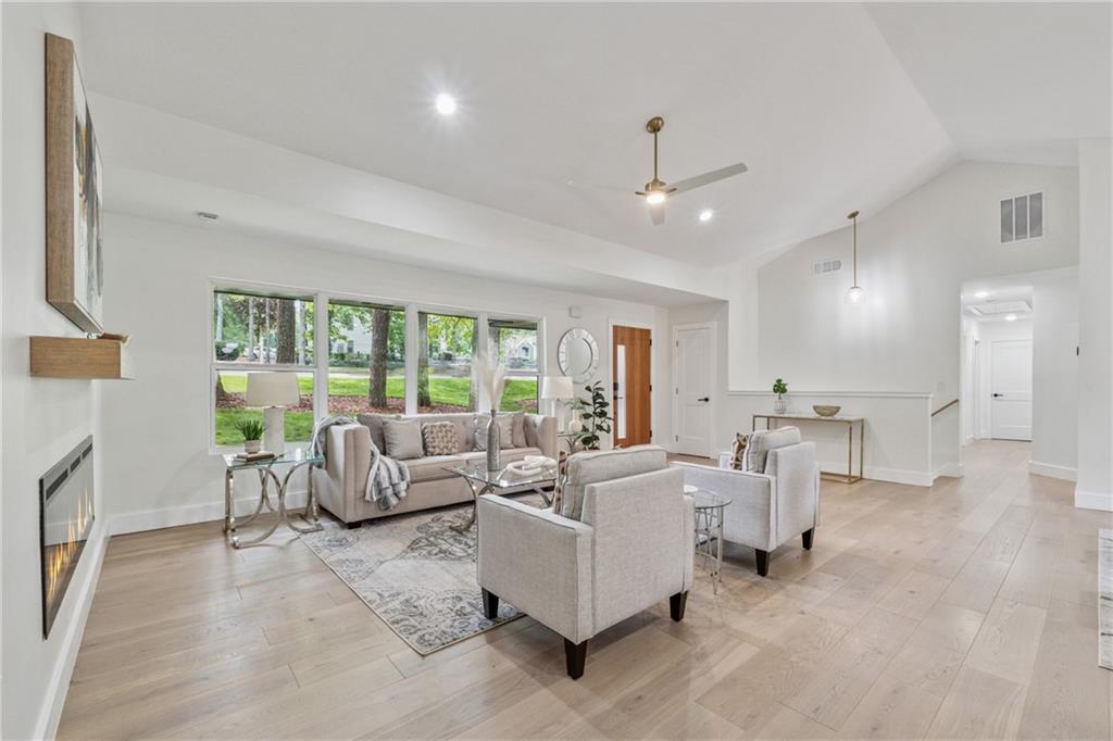 1542 Lavista Road Northeast Atlanta, GA 30329 - Photo 8 of 45