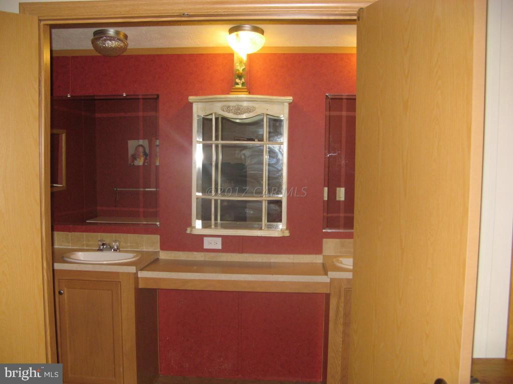 8951 Cedar Lane Road Berlin, MD 21811 - Photo 19 of 21