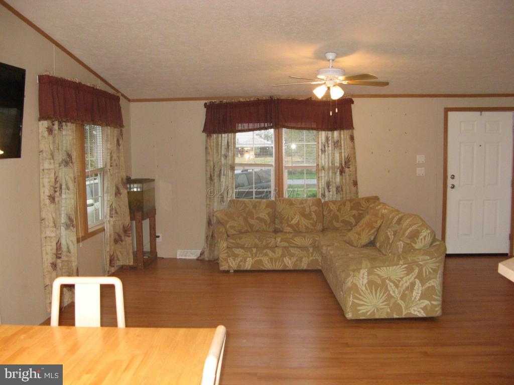 8951 Cedar Lane Road Berlin, MD 21811 - Photo 3 of 21
