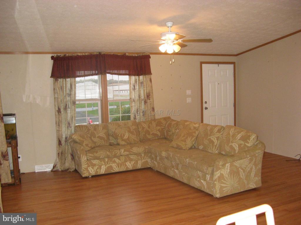8951 Cedar Lane Road Berlin, MD 21811 - Photo 4 of 21