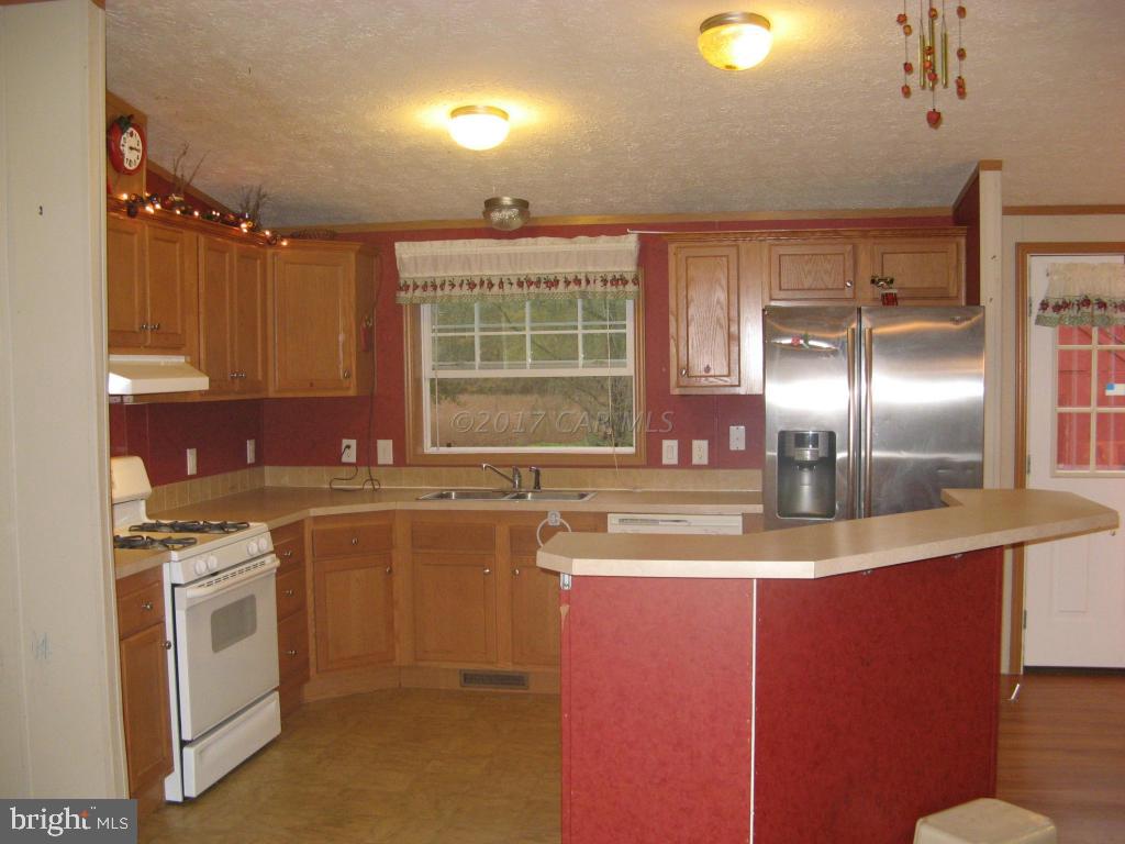 8951 Cedar Lane Road Berlin, MD 21811 - Photo 8 of 21