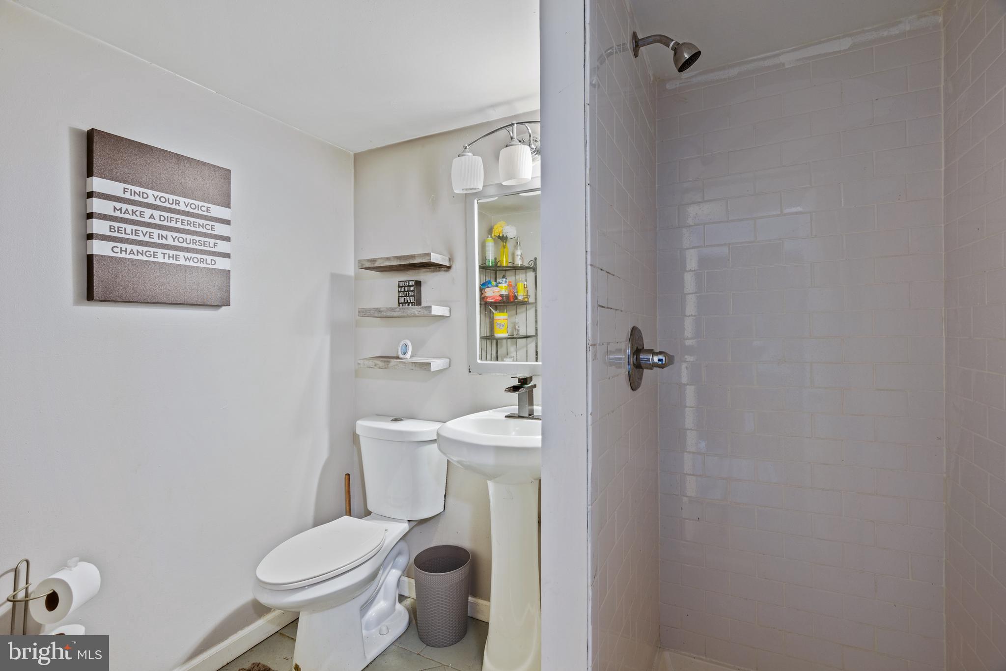1813 Ashurst Road Philadelphia, PA 19151 - Photo 23 of 25 Gallery Image 23