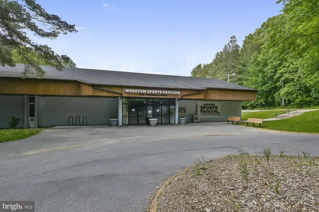 $179,000 | 1121 University Boulevard West, Unit 907B, Silver Spring, MD 20902