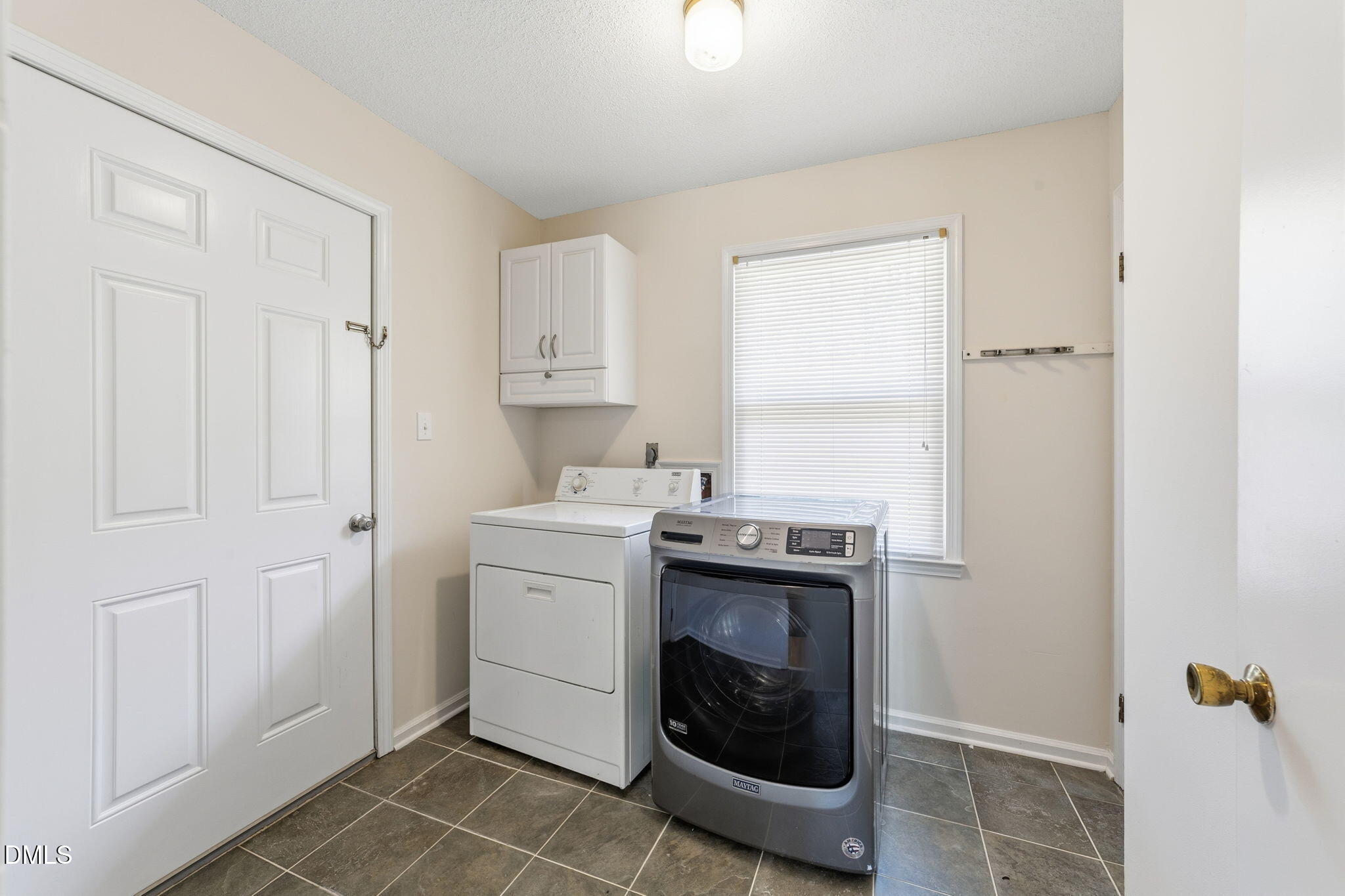 1220 Old Apex Road Cary, NC 27513 - Photo 22 of 32 laundry room