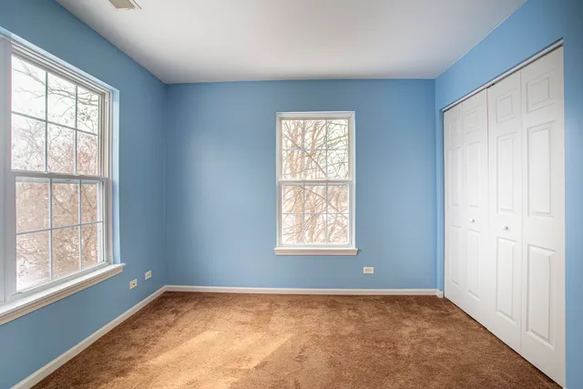 $349,000 | 860 Amelia Court, Grayslake, IL 60030