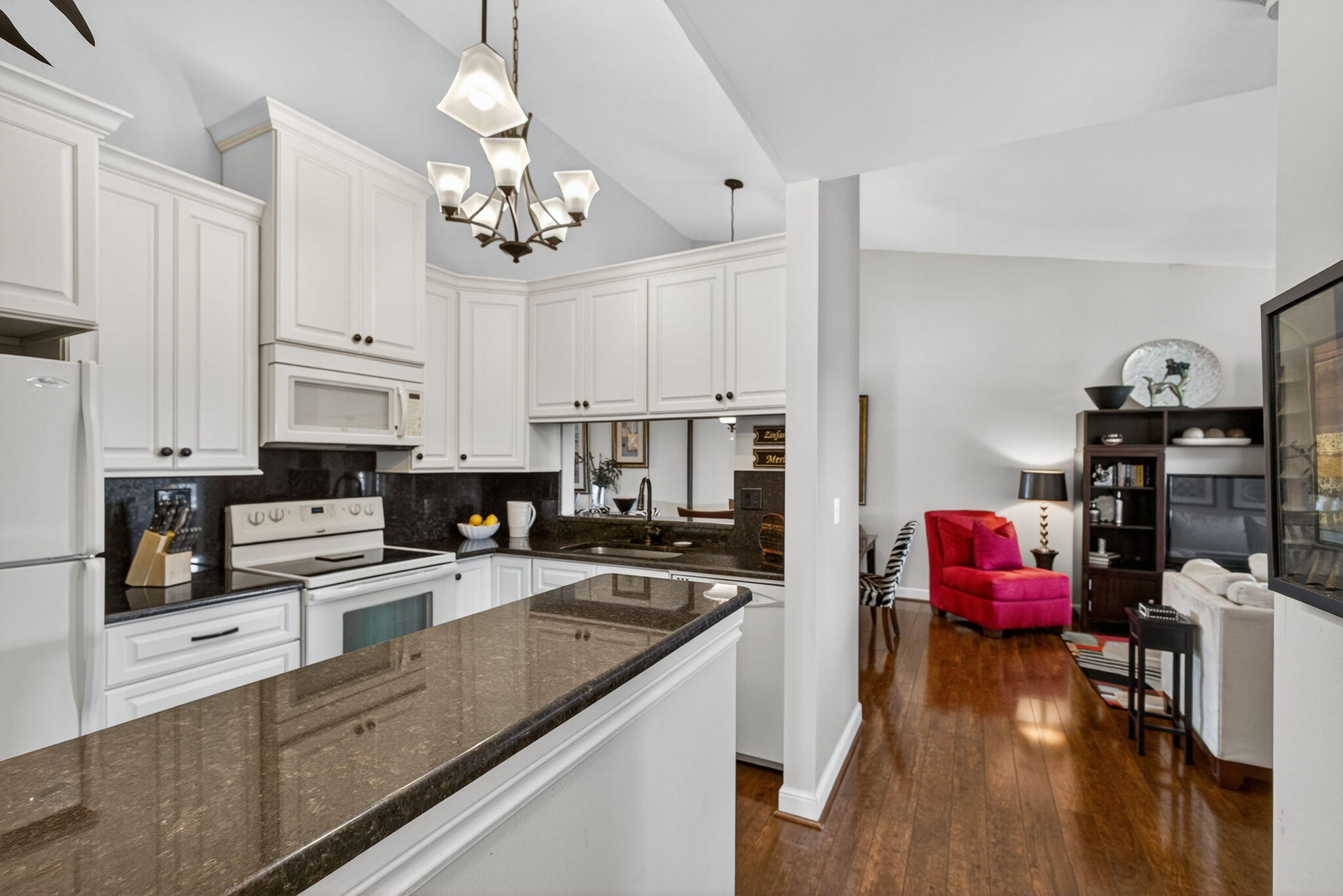 6485 Chasewood Drive, Unit G Jupiter, FL 33458 - Photo 14 of 38 Kitchen