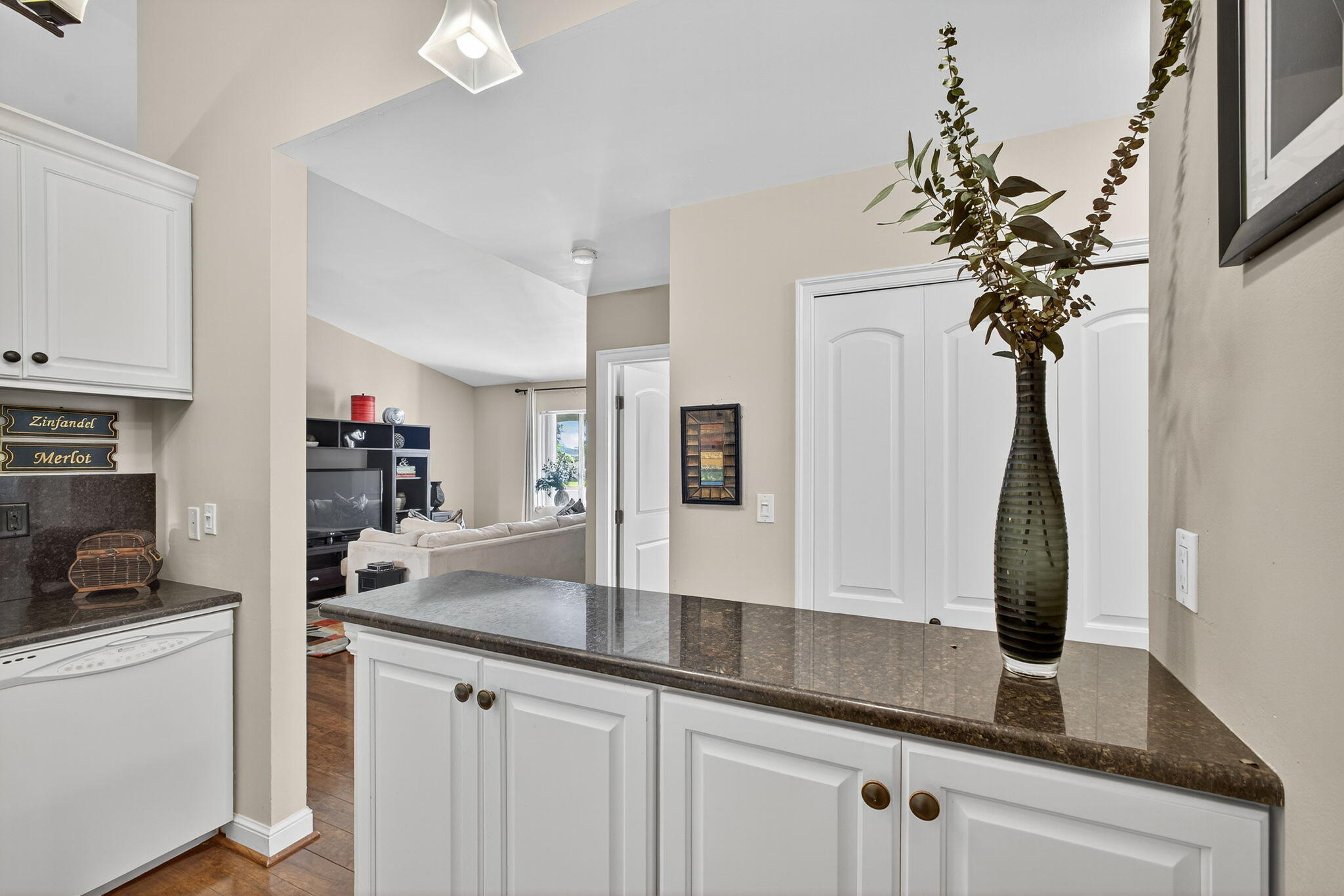 6485 Chasewood Drive, Unit G Jupiter, FL 33458 - Photo 17 of 38 Kitchen