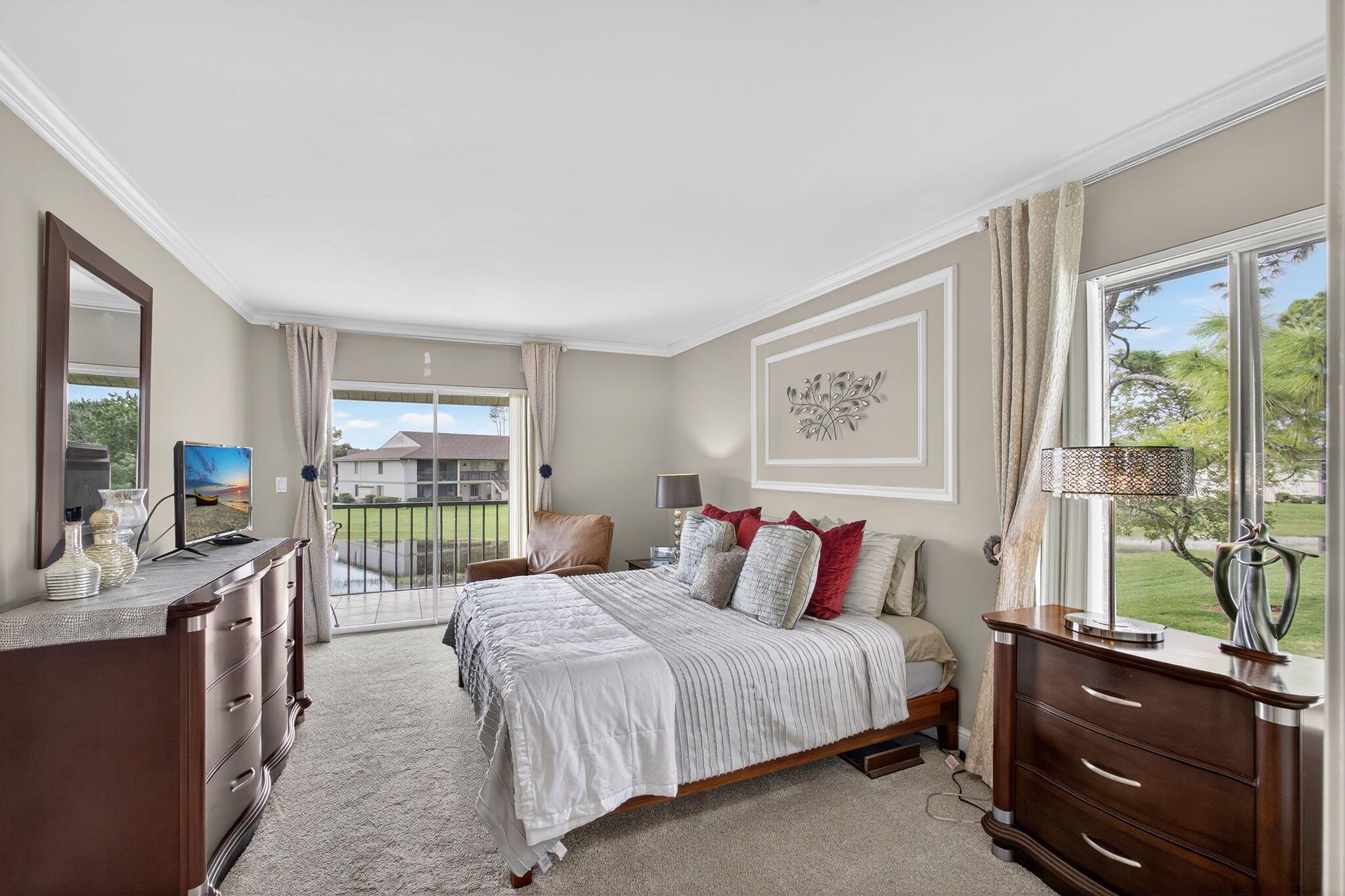 6485 Chasewood Drive, Unit G Jupiter, FL 33458 - Photo 18 of 38 Primary Bedroom