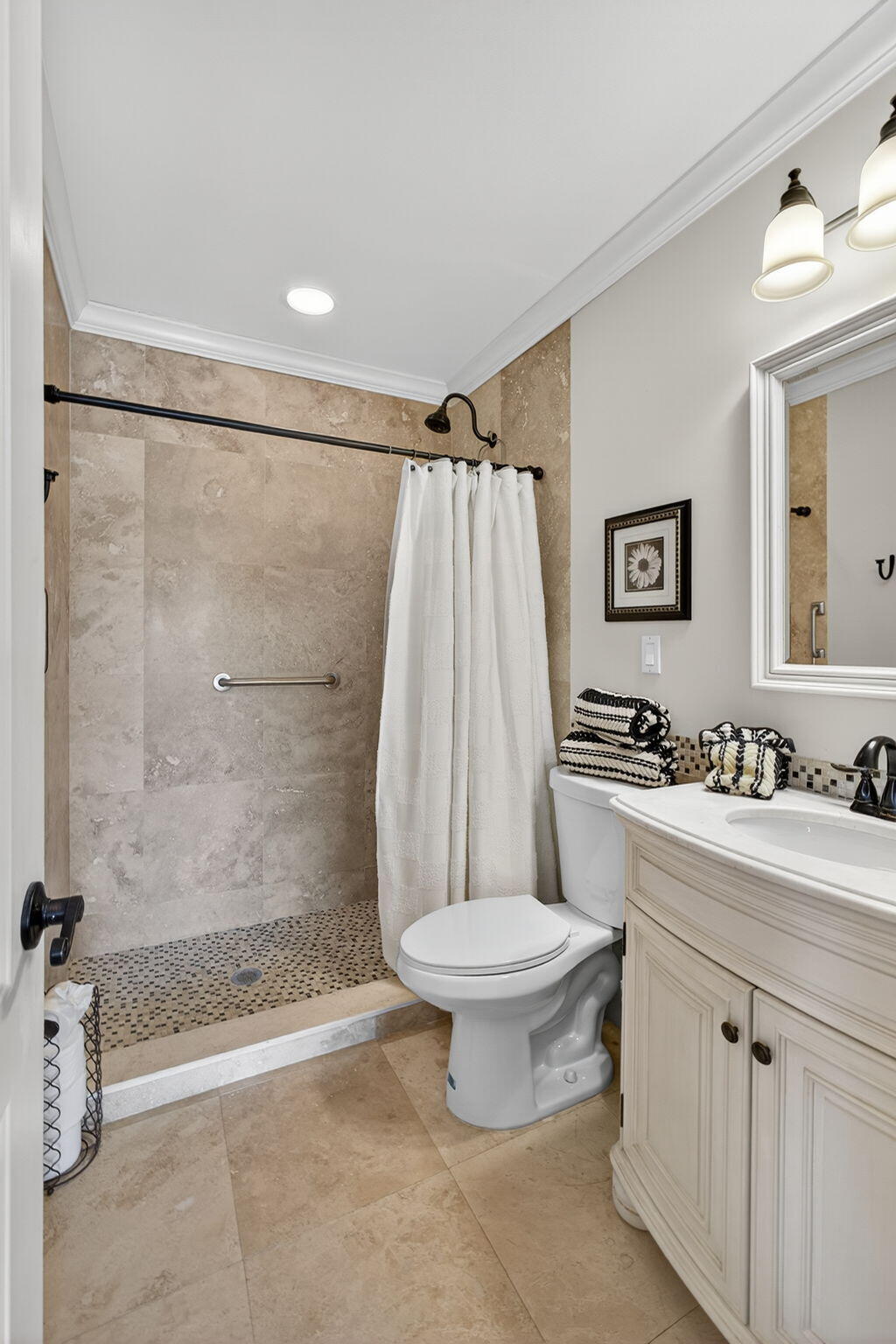 6485 Chasewood Drive, Unit G Jupiter, FL 33458 - Photo 22 of 38 Primary Bath